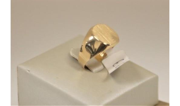 goudkleurige ring (WKP 663€)